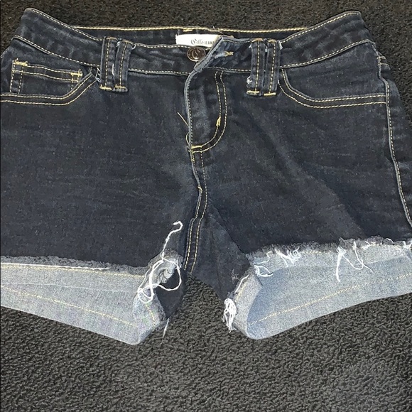 Shorts - Picture 1 of 2